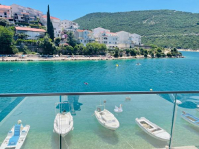 Seasight, Neum